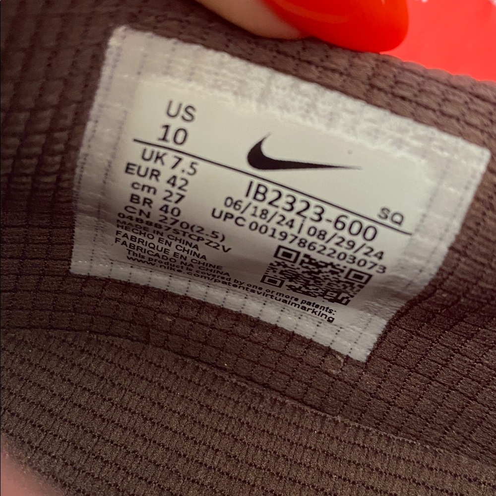 Nike | NIB Unisex Fur Sneakers - Picture 8 of 10